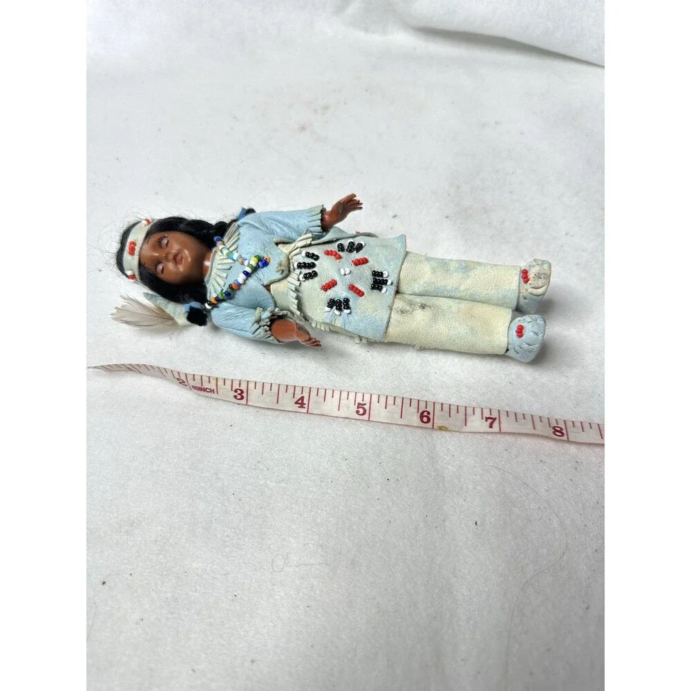 VTG Native American Indian Souvenir Doll 7.5